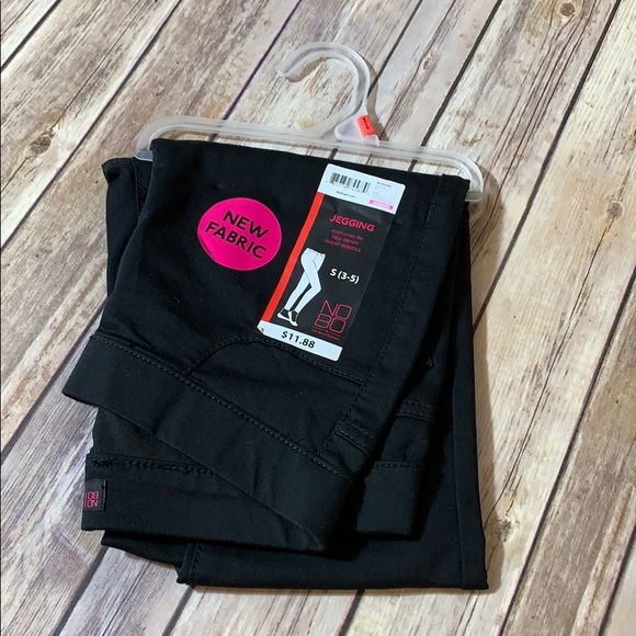 No Boundaries Pants - 🎉SALE!!! Jeggings Skinny stretch pants SZ 3-5 No Boundaries Pants - 🎉SALE!!! Jeggings Skinny stretch pants SZ 3-5